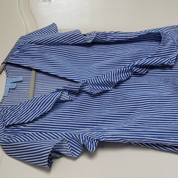 Draper James blouse top blue white striped cross over size 10 with snap Draper - Picture 3 of 8